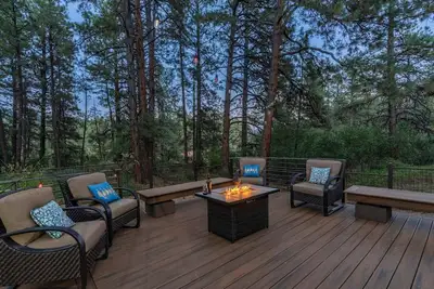 Image de Luxury Durango Retreat with Bunkhouse, Hot Tub, Game Room, Large Deck