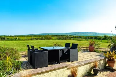 Image de 3 Bed in Brighstone (oc-ic041)