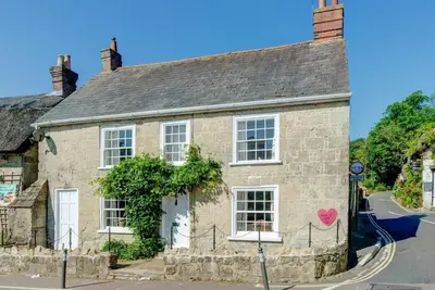 Image de 4 Bed in Godshill (oc-ic034)