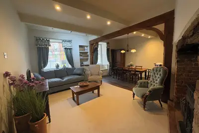 Image de Character-filled townhouse in the heart of Ludlow. 2 reception rooms, garden.