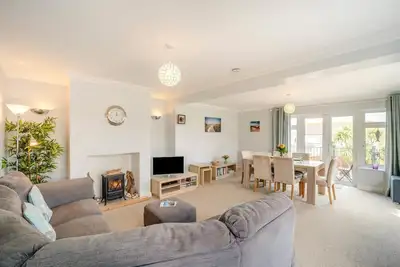 Image de 3 Bed in Swanage (oc-77624)