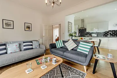 Image de 3 Bed in Tenby (oc-73606)