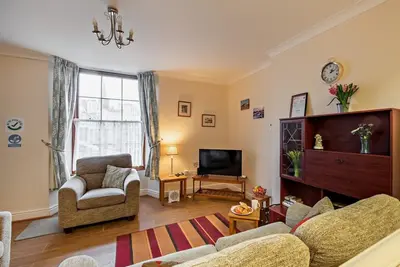 Image de 2 Bed in Tenby (oc-fb124)