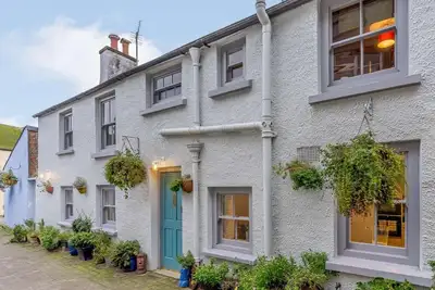 Image de 4 Bed in Tenby (oc-fb042)