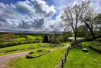 Image de 3 Bed in Llangadog (oc-bn223)