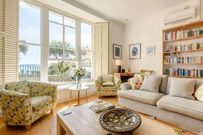 Image de 3 Bed in Tenby (oc-fb301)