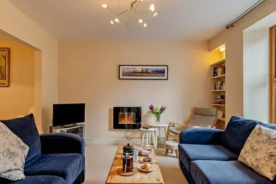 Image de 3 Bed in Tenby (oc-fb231)