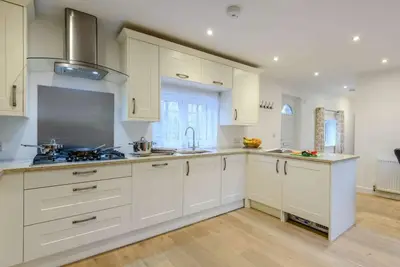 3 Bed in Wareham (oc-81369)