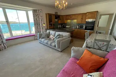 Image de 2 Bed in Tenby (oc-82979)