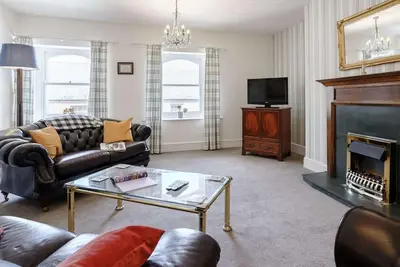 Image de 3 Bed in Pembroke (oc-83322)