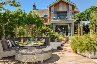 Image de 3 Bed in Christchurch (oc-87202)