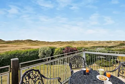 Image de 3 Bed in Aberdyfi (oc-dy036)