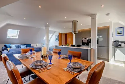 Image de 3 Bed in Swanage (oc-87843)