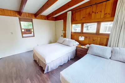 Image de Cozy 1-bedroom hotel room in tranquil Hamilton - #304 Mohawk