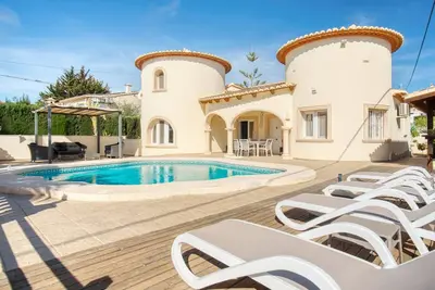 Image de Villa with Stunning Ocean Views, Wi-Fi, and Air Conditioning