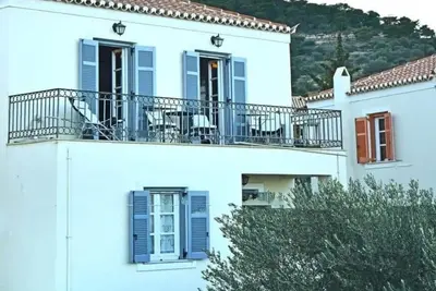 Image de Casa di Spetses - Luxury villa accommodation