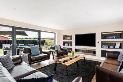 Image de 4 Bed in Holt (oc-91228)