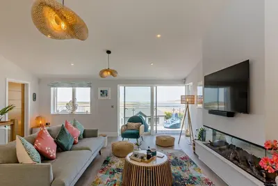 Image de 4 Bed in Appledore (oc-92041)