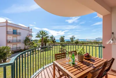 Image de Apt. Luz da Manhã, with sea views