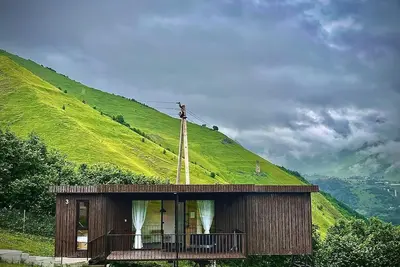 Image de 2-Bedroom Shipping Container House Near Gudauri