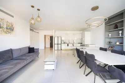 Image de Spacious and Luxury 4br at Bayit Vegan / Ramat Sharet