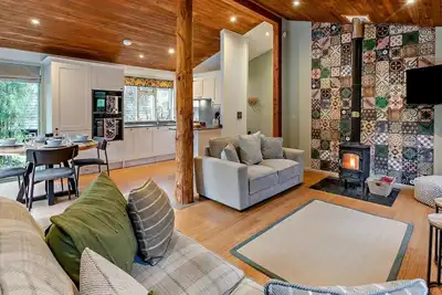 Image de 2 Bed in Truro (oc-93307)