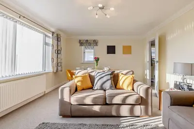 Image de 3 Bed in Christchurch (oc-93459)