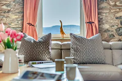Image de 5 Bed in Keswick (oc-92000)