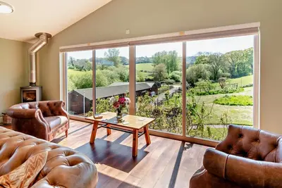 Image de 5 Bed in Ventnor (oc-94494)