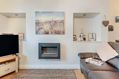 Image de 3 Bed in Tenby (oc-fb044)