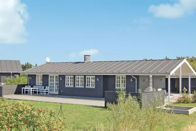 Image de 3 bedroom stunning home in Skjern