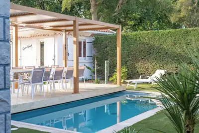 Image de Villa Mayumba 4⭐ - Piscine Chauffée - Clim - 10pers - Famille