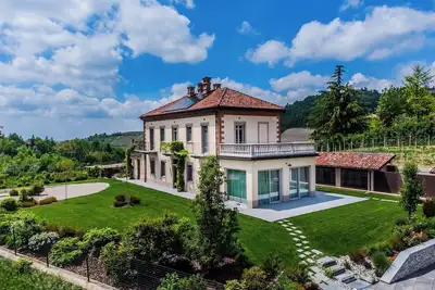 Image de Villa Leolo in Monforte d'Alba, , Piemonte