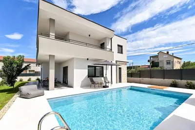 Image de Gorgeous home in Sukosan
