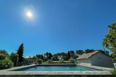 Image de Maison de campagne provençale au pied du Ventoux