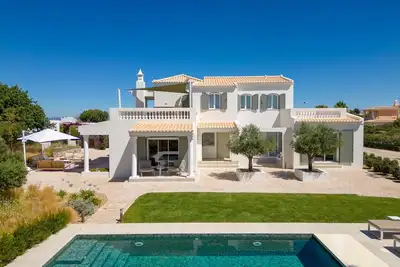 Image de Casa Eldorado – Villa de luxe avec piscine privée à Ferragudo