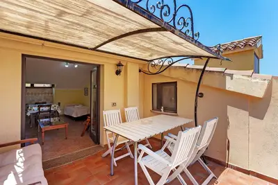 Image de Appartement 'Attico Bella Vista' avec vue sur la montagne, Wi-Fi et climatisation