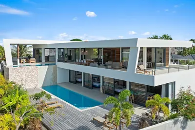 Image de Villa Riva with two swimming pools