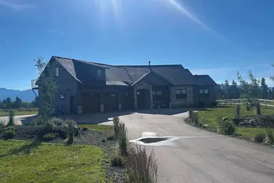 Image de Mountain Retreat w/ Hot Tub, Pool Table & Views