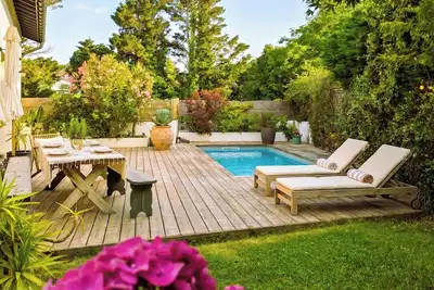 Image de Maison avec piscine et terrasse en Pays basque