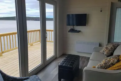 Image de A Wave From It All Ocean Front