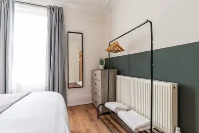 Image de 4 Bed House + Drive, Moseley, Birmingham