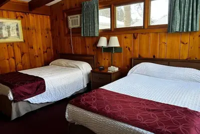 Image de Cozy 1-bedroom hotel room in welcoming Hamilton - #322 Shenandoah
