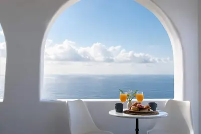 Image de Two Gods Santorini Apollonas SeaView Jacuzzi Suite