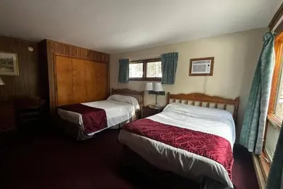 Image de Tranquil 1-bedroom hotel room in charming Hamilton - #323 Taylor