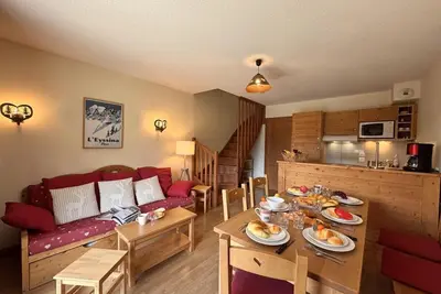Image de À 50m des pistes de ski, 2ème étage, piscine, balcon, casier à ski, 50m², Vars