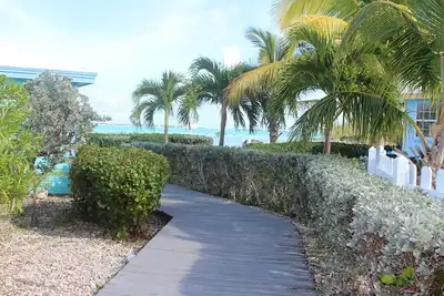 Image de Beachside Two Bedroom Cottage - Gardenview