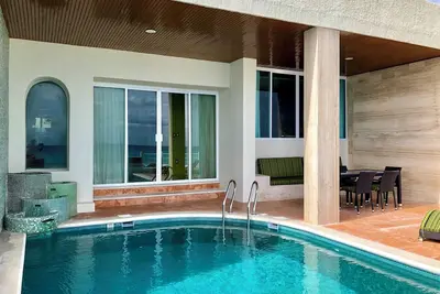 Image de Five Bedroom Beach House - Heated Pool & Beach Access