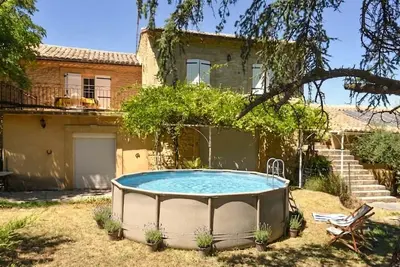 Image de Gorgeous home in Sernhac