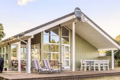 Image de Nice home in Grenaa with sauna